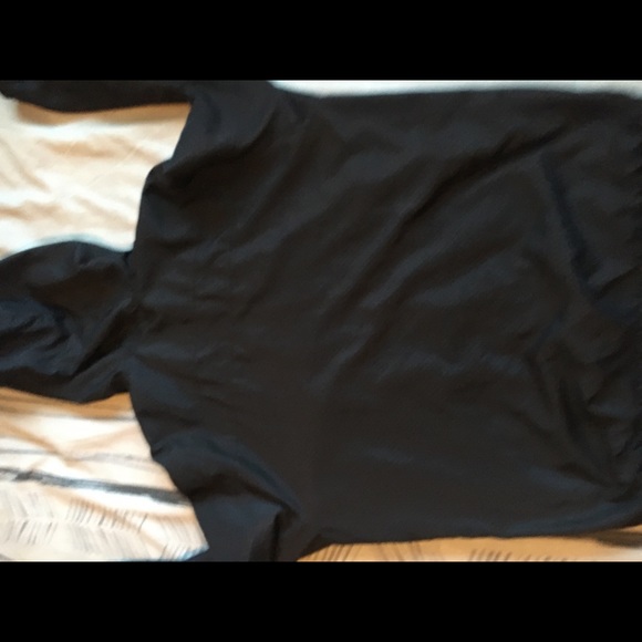 Windbreaker - Picture 5 of 10